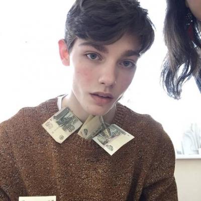网上的男生头像哪里来的图片
