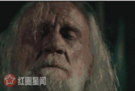 寂静之地为什么呼叫 男主和老人呼叫被怪兽吃掉图片