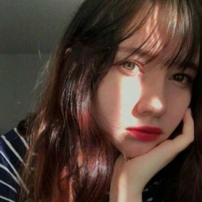 手绘古风动漫头像女生图片