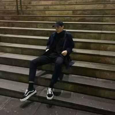 快手头像素描黑白帅气男生头像动漫图片