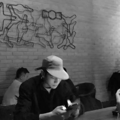快手头像动漫男生头像金色圣光图片