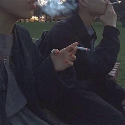 2018最潮qq头像动漫qq抽烟头像男生图片