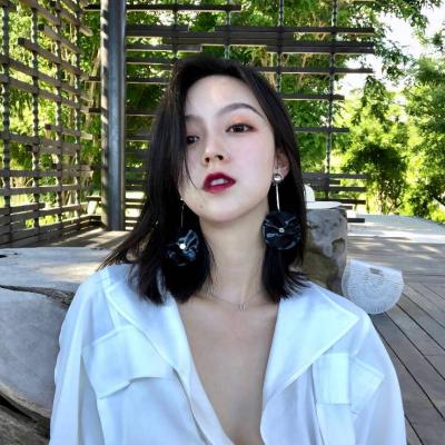 冷酷女生qq动漫头像图片