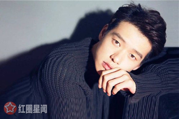 魏大勋现在还是jyp的吗 魏大勋是怎么签约jyp的图片