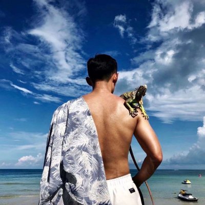 2018最火微信头像男成熟孤独日漫校园男生头像图片