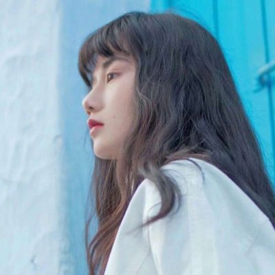 qq头像 女生 黑白图片