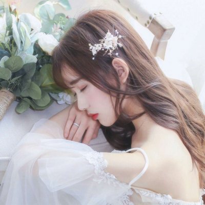 qq头像 女生 黑白图片