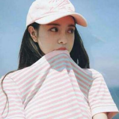 qq头像女生带黑色帽子图片