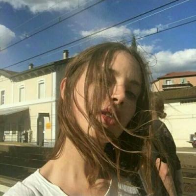 qq头像可爱女生头像图片