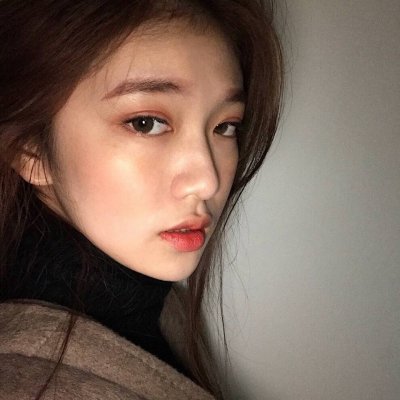 女生头像动漫冷酷帅气图片
