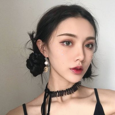 最新女生头像带字大全图片
