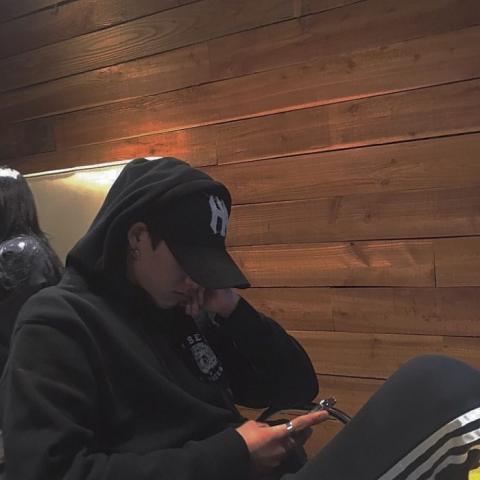 快手头像堕落 颓废的头像男生头像图片