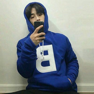 2018最吸引人的微信头像男2017qq头像手绘男生图片
