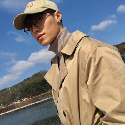 2018最吸引人的微信头像男2017qq头像手绘男生图片