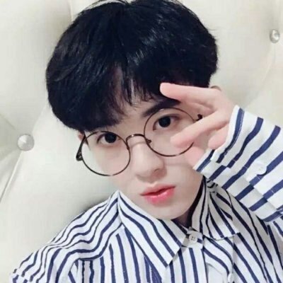 2018最吸引人的微信头像男2017qq头像手绘男生图片