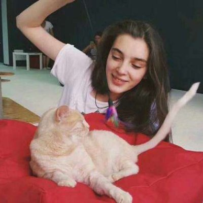 唯美清新短发女生头像图片