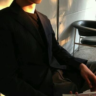 2019头像男帅气冷酷不露脸半身照帅气染发男生头像图片