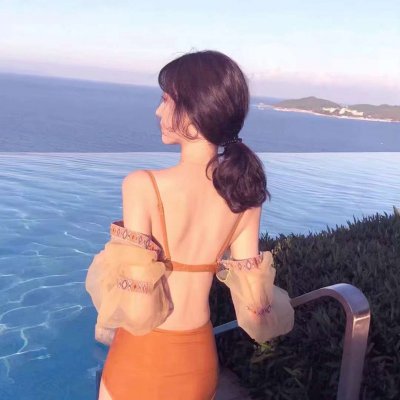 唯美背影短发女生头像图片