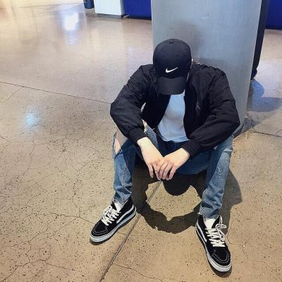 2018最流行的头像男帅气撩人狗狗和男生头像图片