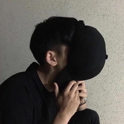 2018最流行的头像男帅气撩人狗狗和男生头像图片