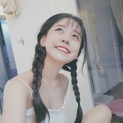 关于女生背影的qq头像图片