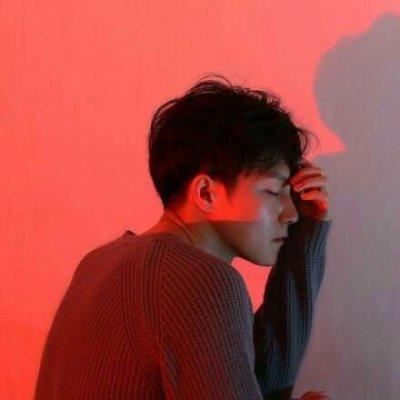 招财带好运的qq头像男生霸气冷酷动漫侧脸图片