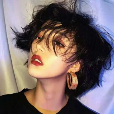 qq头像女生带字我等你图片