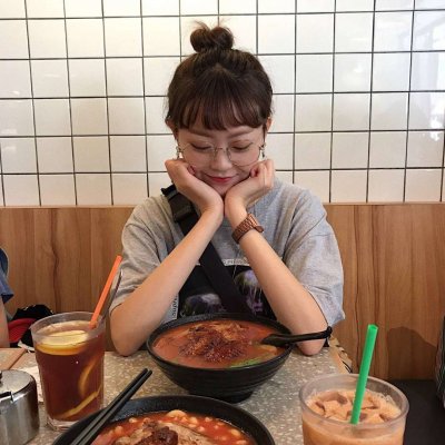 女生头像好看侧脸头像图片