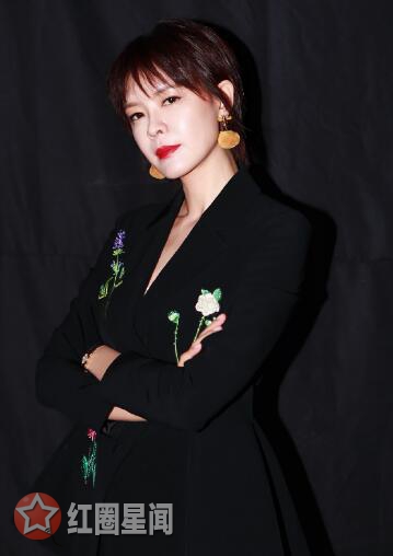 李艾道歉怎么了 主持人李艾个人资料介绍图片