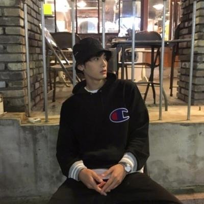 独一无二的霸气qq头像黑白男生霸气图片