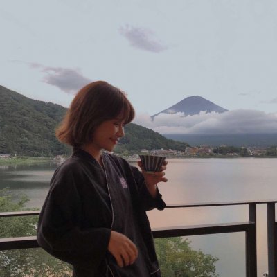 qq头像 黑白 女生图片