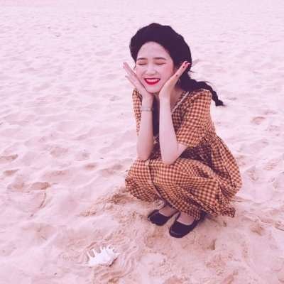 qq女生头像短发超拽图片
