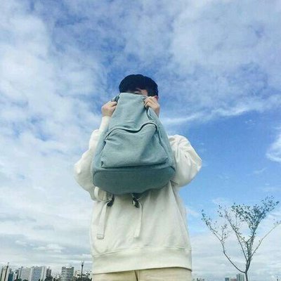 阳光帅气秋天男生伤感背影头像图片图片