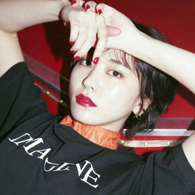 qq头像女生滑板超拽图片