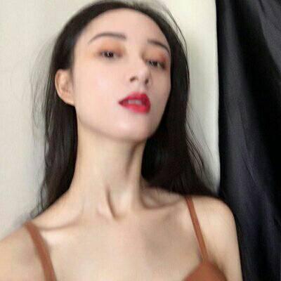 qq头像女生滑板超拽图片