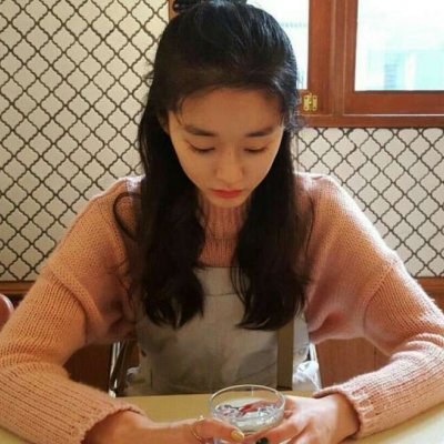 微信头像女生简单大方图片