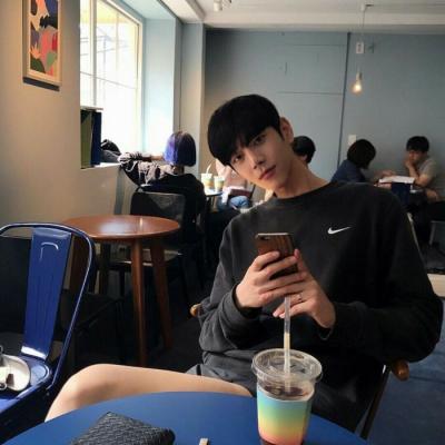 单人男生卡通头像图片