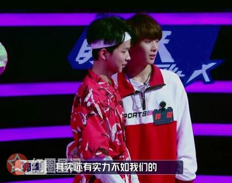 明日之子郭震晋级了吗 安阳艺人郭震年龄学校微博介绍图片