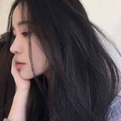 戴眼镜的学霸女生头像图片