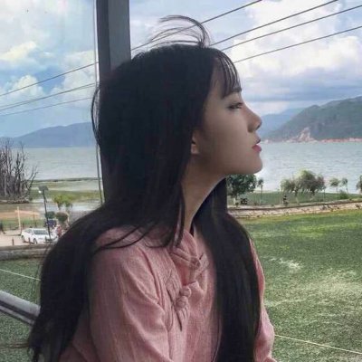 戴眼镜的学霸女生头像图片