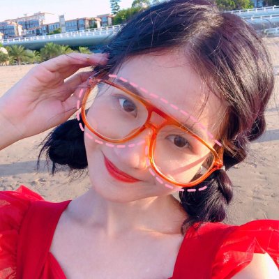qq头像女生动漫剪刀手图片