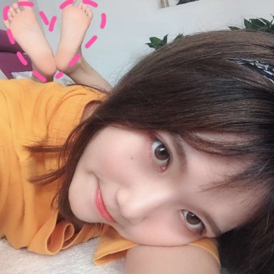 qq头像女生动漫剪刀手图片
