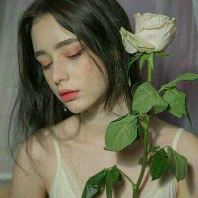 qq男生用的女生头像图片