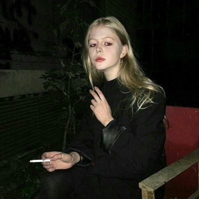 qq男生用的女生头像图片