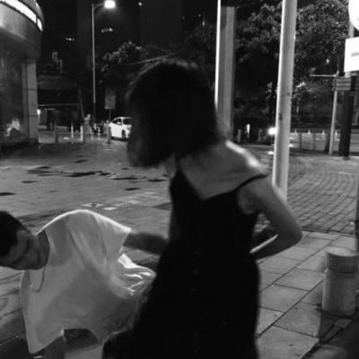 短发霸气女生头像图片图片