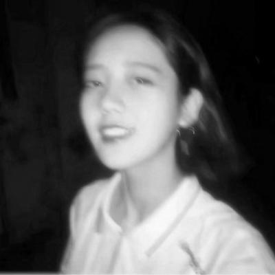 短发霸气女生头像图片图片