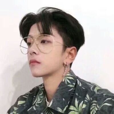 伤感帅气微信可爱萌的男生头像图片图片