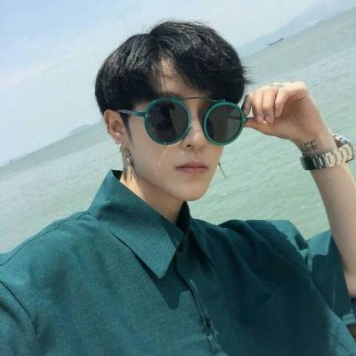 微信吸烟情侣头像男生头像图片