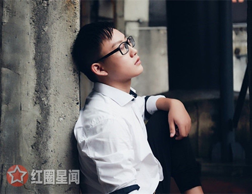 中国好声音吴奇个人资料简介 200斤胖子逆袭音乐人图片