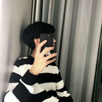 2019最新手机控男生头像萌娃情侣